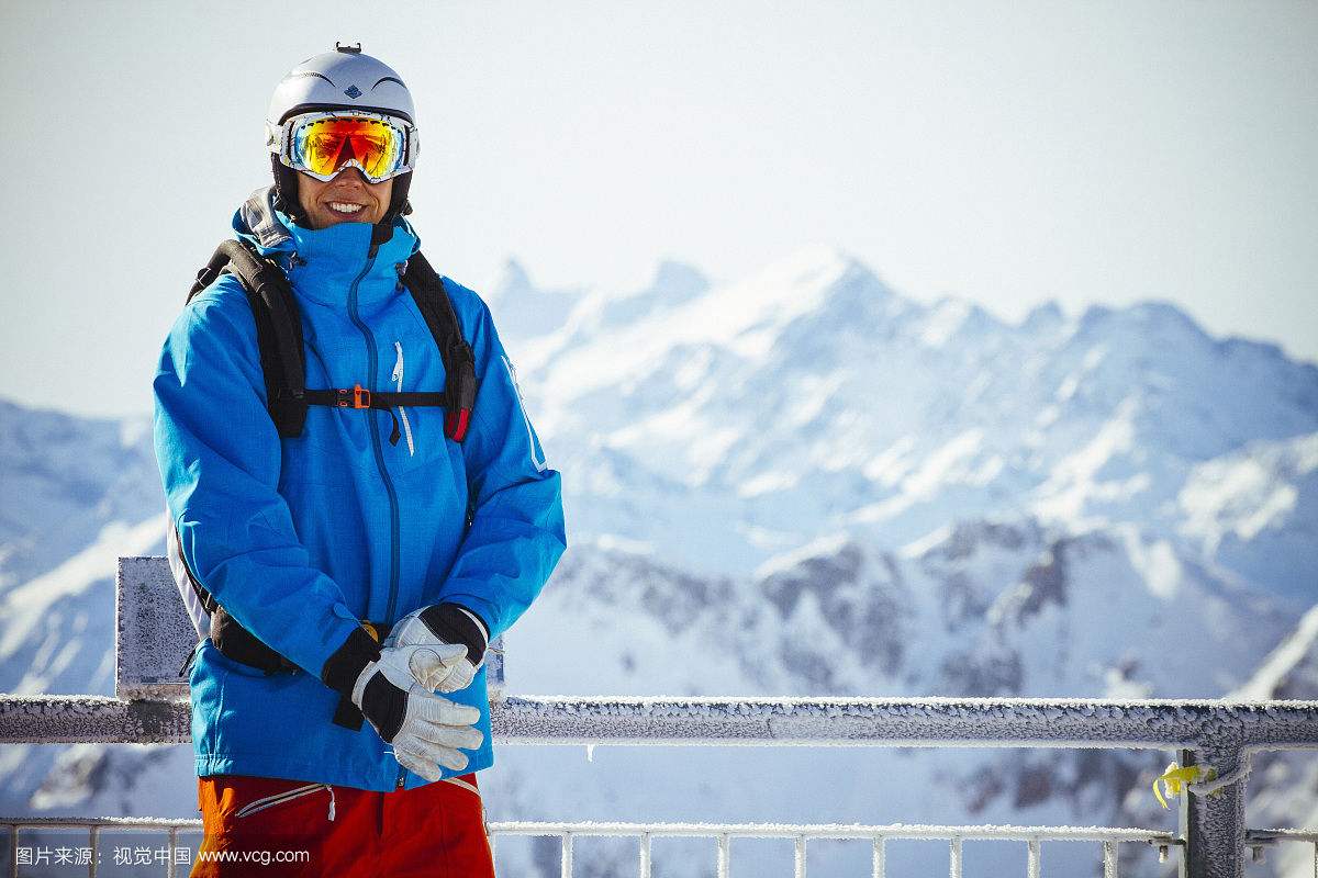 一篇文章告訴你，滑雪服和沖鋒衣羽絨服有什么區(qū)別